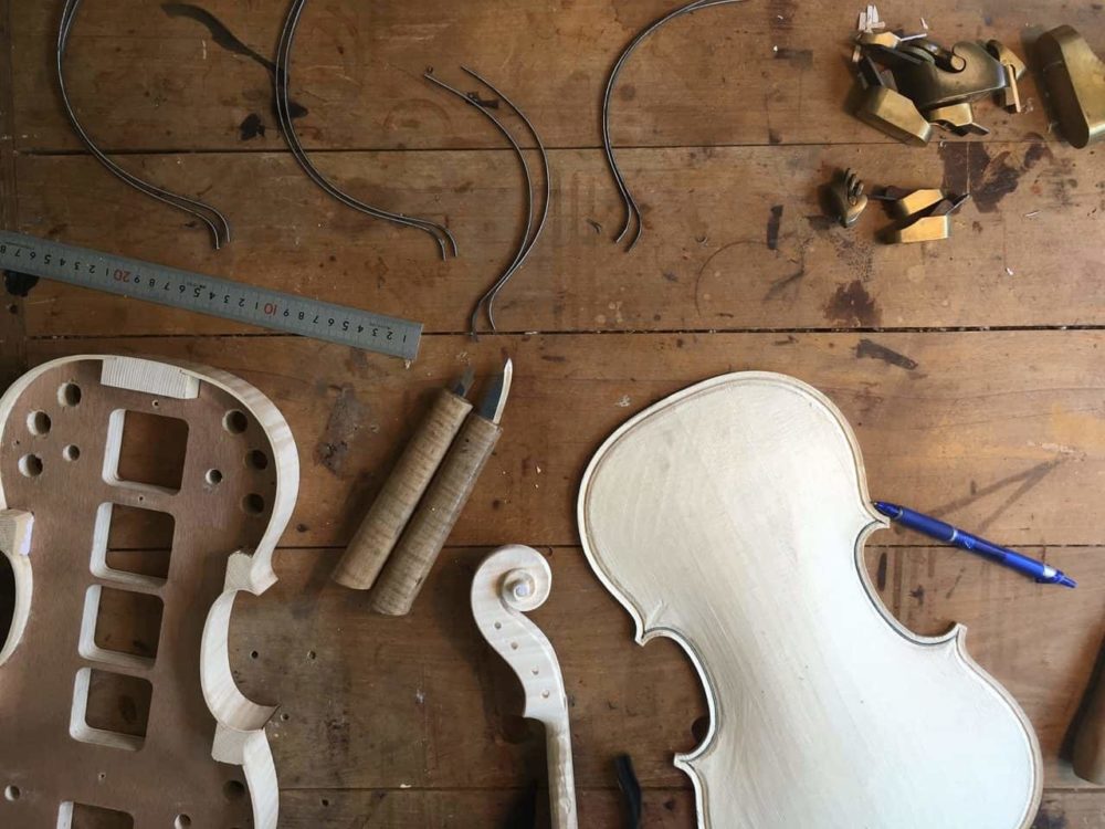 fabrication d'instrument Violon/Alto/violoncelle